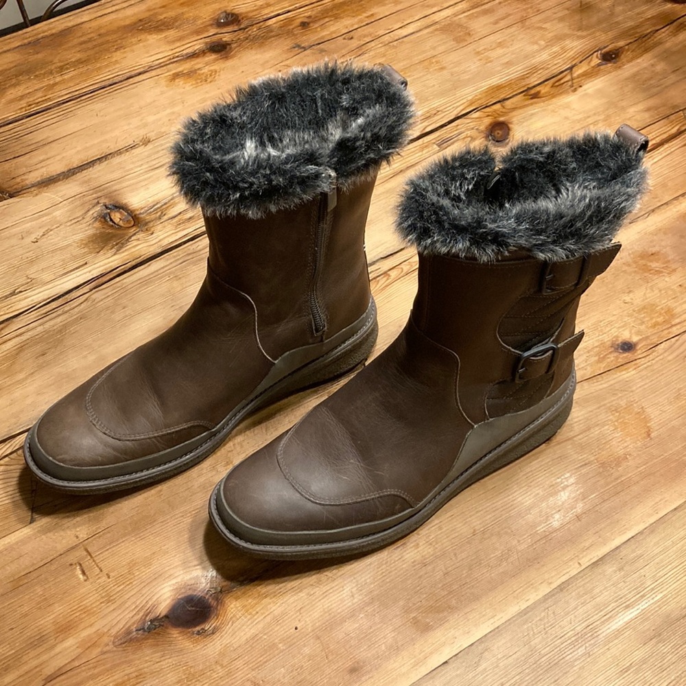 Merrell Tremblant Ezra Zip Waterproof Ice+ Women’s Boot size 9